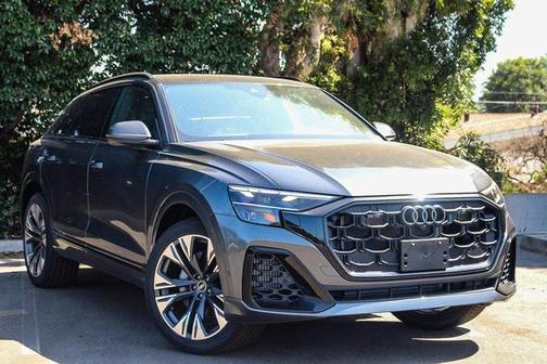 2025 Audi Q8 55 Premium Plus