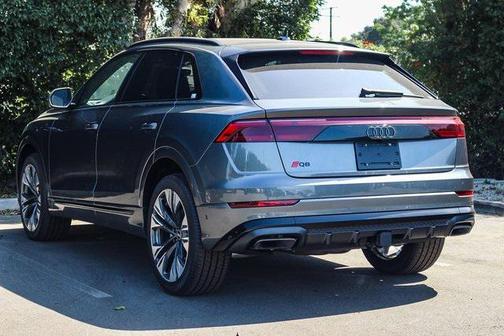 2025 Audi Q8 55 Premium Plus