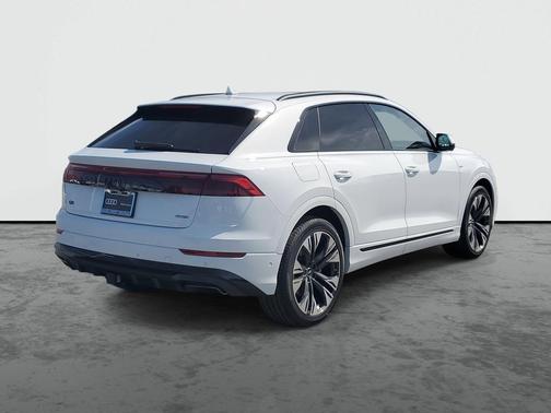 2026 Audi Q8 55 Premium Plus