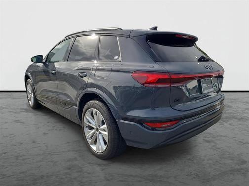 2025 Audi Q6 e-tron Premium Plus