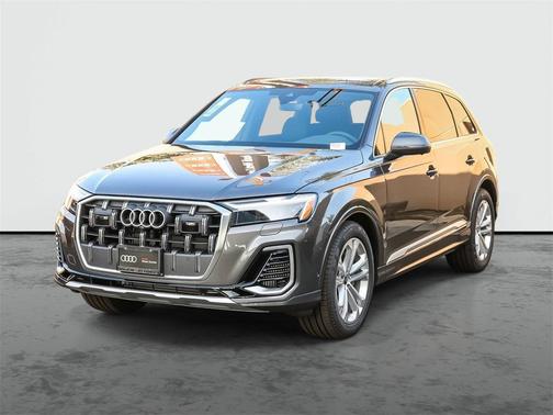 2026 Audi Q7 55 Premium Plus