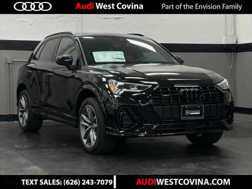 2025 Audi Q3 Premium 45 TFSI S line quattro Tiptronic