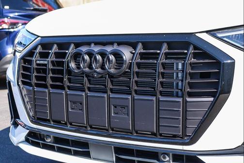 2025 Audi Q3 45 S line Premium Plus