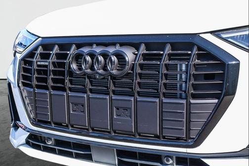 2025 Audi Q3 45 S line Premium Plus