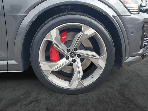 2024 Audi SQ8 4.0T Prestige