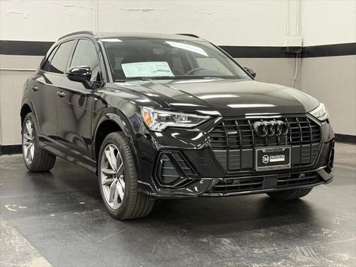 2025 Audi Q3 Premium 45 TFSI S line quattro Tiptronic