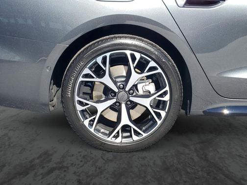 2026 Audi A6 Premium Plus quattro S tronic