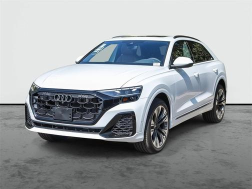 2025 Audi Q8 55 Premium Plus
