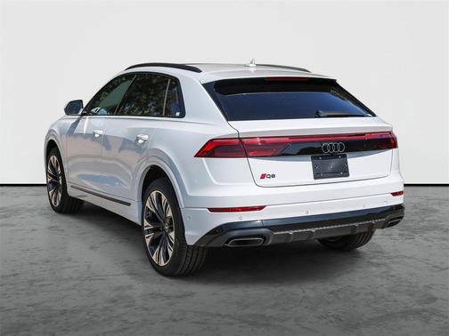 2025 Audi Q8 55 Premium Plus