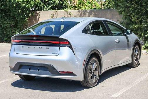 2024 Toyota Prius LE