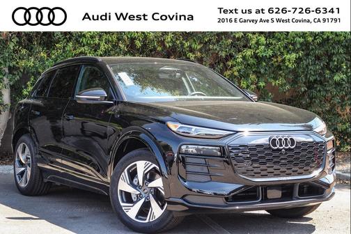 2025 Audi Q6 e-tron Premium quattro