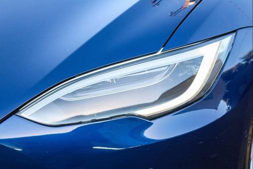 2017 Tesla Model S 90D