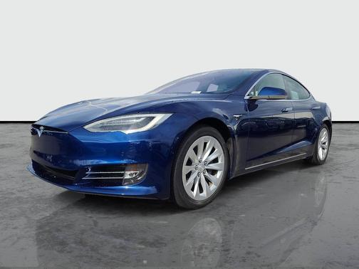 2017 Tesla Model S 90D
