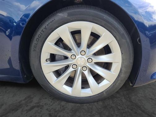 2017 Tesla Model S 90D