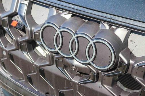 2025 Audi SQ5 3.0T Premium Plus