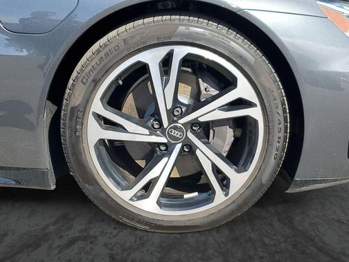 2022 Audi e-tron GT Premium Plus