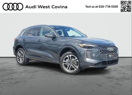 Tambora Gray Metallic 2025 Audi Q5 Premium TFSI quattro S tronic