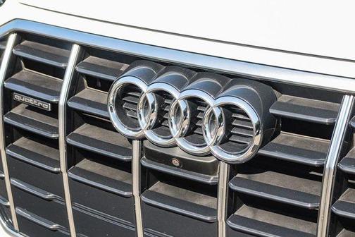 2021 Audi Q5 45 Premium Plus