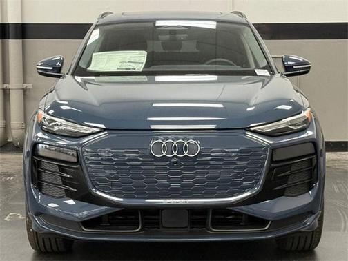2025 Audi Q6 e-tron Premium