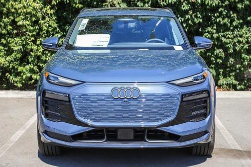 2025 Audi Q6 e-tron Premium
