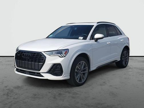 2025 Audi Q3 Premium 45 TFSI S line quattro Tiptronic