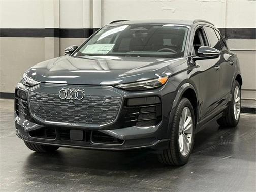 2025 Audi Q6 e-tron Premium
