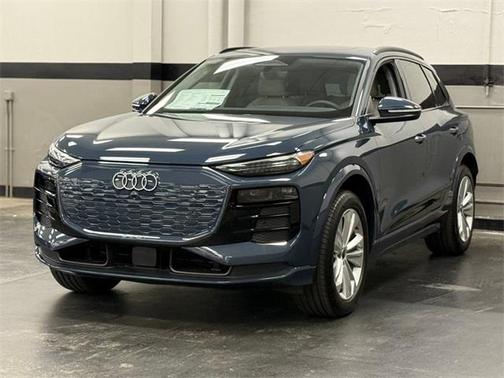 2025 Audi Q6 e-tron Premium Plus