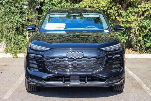 2025 Audi Q6 e-tron Premium Plus