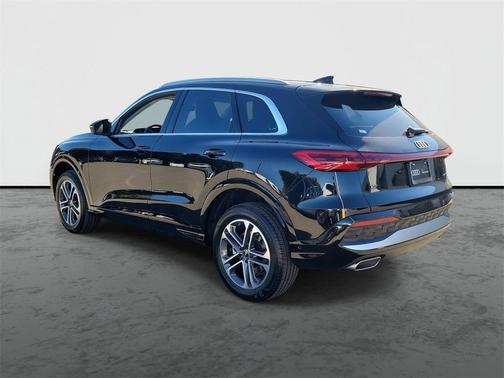 2025 Audi Q5 Premium Plus TFSI quattro S tronic