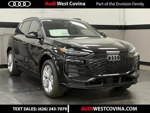 2025 Audi Q6 e-tron Premium Plus