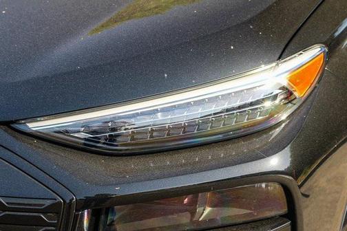2025 Audi Q6 e-tron Premium Plus