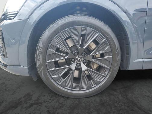 Magnet Gray 2024 Audi Q8 e-tron Prestige