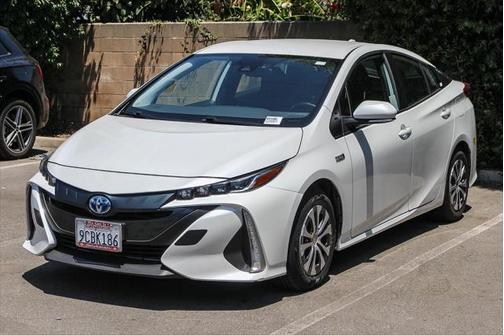2022 Toyota Prius Prime XLE