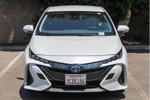 2022 Toyota Prius Prime XLE