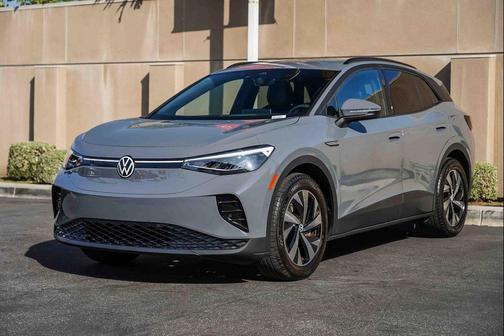 2023 Volkswagen ID.4 Pro