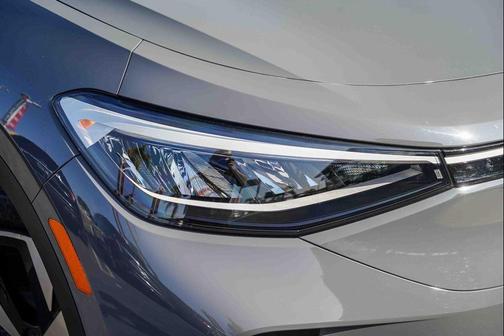 2023 Volkswagen ID.4 Pro