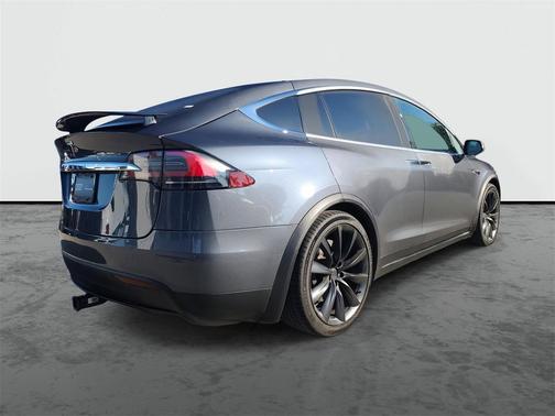 2017 Tesla Model X 90D