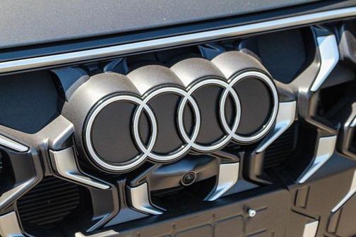 2025 Audi SQ5 3.0T Premium Plus