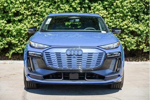 2025 Audi SQ6 e-tron Premium Plus quattro