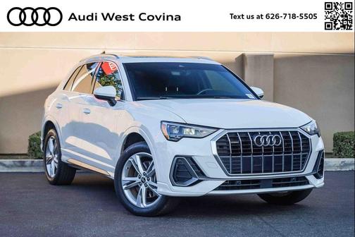2022 Audi Q3 45 S line Premium
