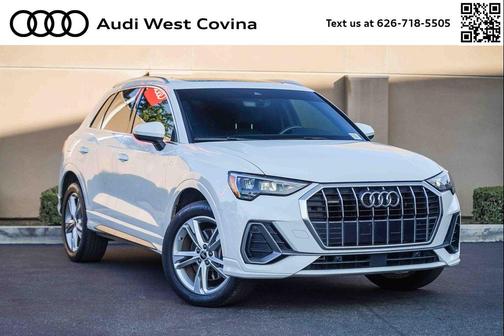 2022 Audi Q3 45 S line Premium