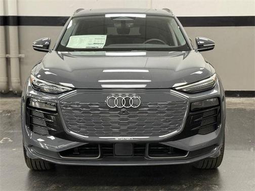 2025 Audi Q6 e-tron Premium Plus