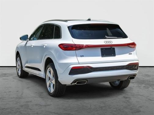 2025 Audi Q5 Premium Plus TFSI quattro S tronic