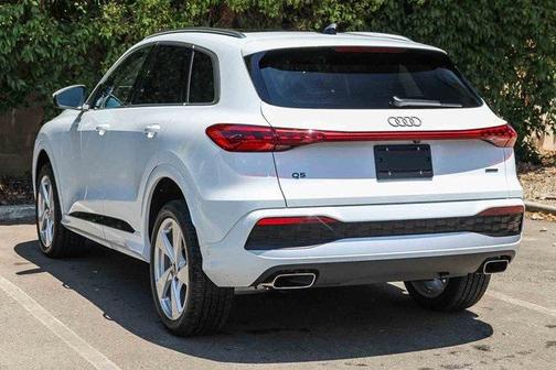 2025 Audi Q5 Premium Plus
