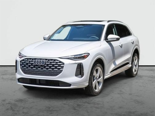 2025 Audi Q5 Premium Plus TFSI quattro S tronic