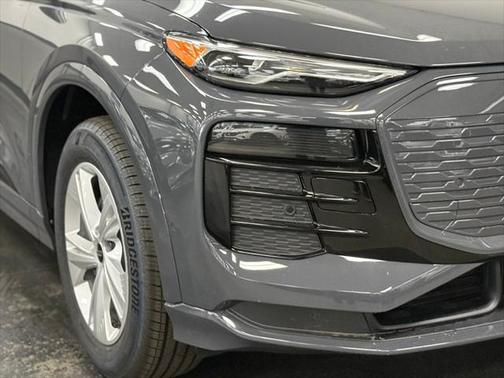 2025 Audi Q6 e-tron Premium