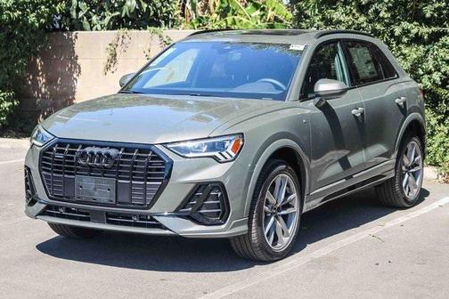 2025 Audi Q3 Premium 45 TFSI S line quattro Tiptronic