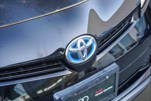 2012 Toyota Prius Three