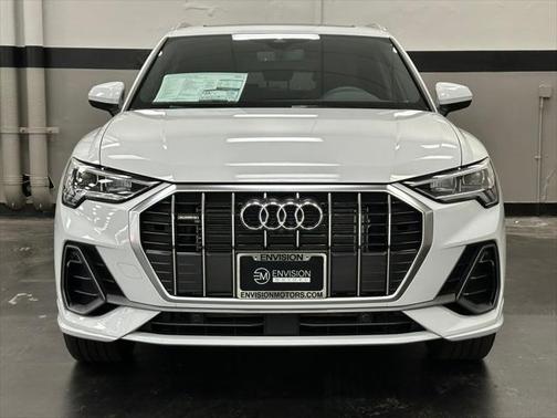 2024 Audi Q3 45 S line Premium Plus