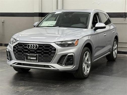 2025 Audi Q5 45 S line Premium Plus